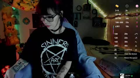 Snapshot of 4kfucktoy chatting on 03/11/25, 05:27 Mo online show from 03/11/25, 05:27