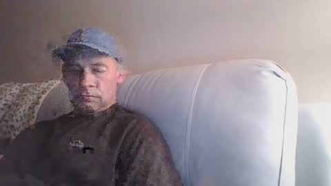 4nuf online show from 01/01/25, 08:24