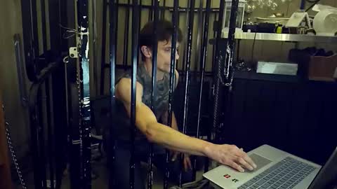 Snapshot of 4u2keeplockedup chatting on 10/23/25, 06:45 4u2keeplockedup online show from 10/23/25, 06:45