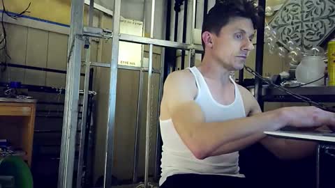 4u2keeplockedup online show from 11/30/25, 03:21