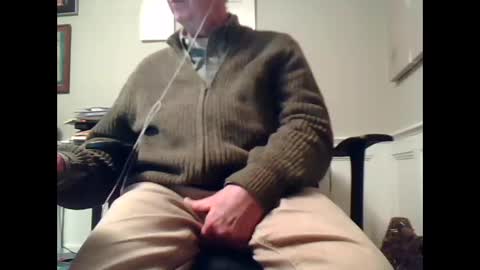 Snapshot of 4uguys chatting on 01/02/25, 05:14 4uguys online show from 01/02/25, 05:14