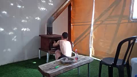 crazy101 online show from 12/02/24, 08:41