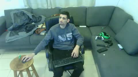 crazy101 online show from 02/08/25, 08:52