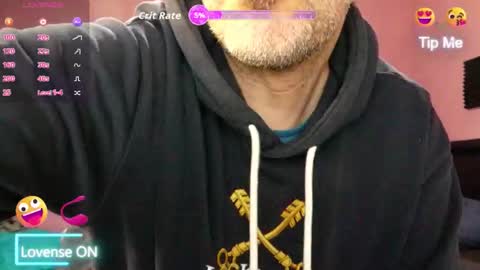 Snapshot of 55hotgboy chatting on 04/04/26, 02:54 Larese Carlo online show from 04/04/26, 02:54