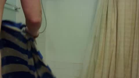 Snapshot of 5m0o74a55 chatting on 11/12/25, 09:36 5m0o74a55 online show from 11/12/25, 09:36