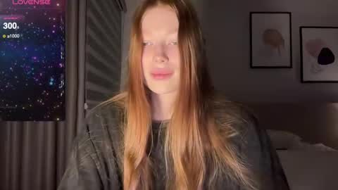 Snapshot of 5th_e1ement chatting on 12/20/24, 01:54 5th_e1ement online show from 12/20/24, 01:54