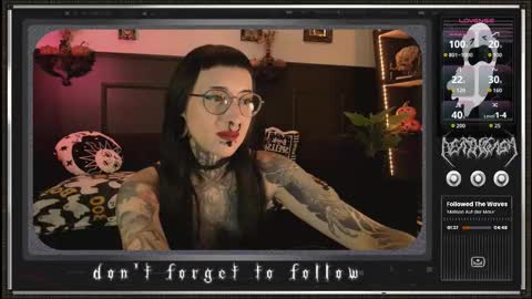 Snapshot of 666deathgasm chatting on 09/11/25, 06:41 Juune online show from 09/11/25, 06:41