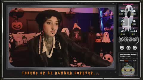 Snapshot of 666deathgasm chatting on 10/31/25, 07:37 Juune online show from 10/31/25, 07:37