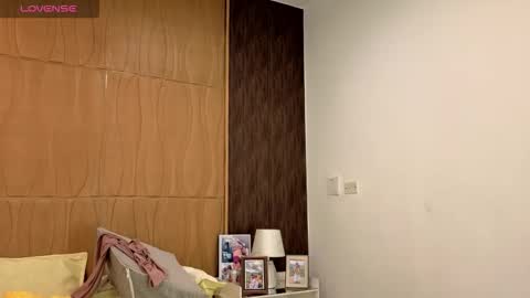 Snapshot of 666sweetandspicy chatting on 10/28/25, 01:42 Lilith Sofi online show from 10/28/25, 01:42