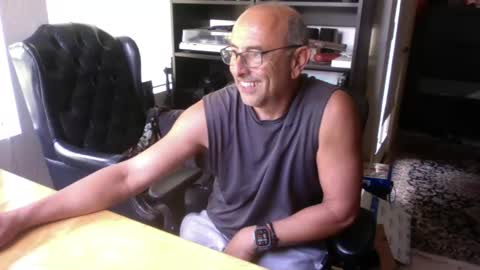 daddy vegas  for single women and couples here online show from 10/31/25, 05:58