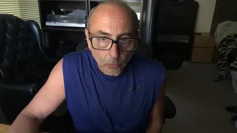 daddy vegas  for single women and couples here online show from 01/16/26, 06:01