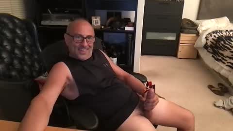 daddy vegas  for single women and couples here online show from 03/07/26, 04:09