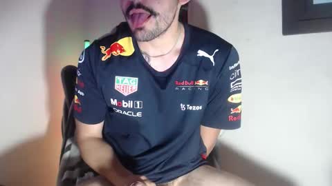 Snapshot of 69_luciferx_69 chatting on 09/11/25, 05:57 Nathan online show from 09/11/25, 05:57