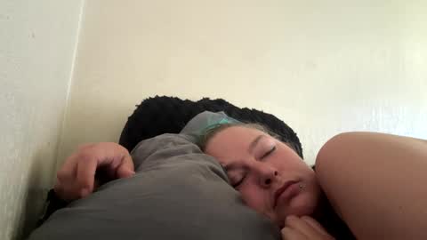 Snapshot of 69buckets69 chatting on 09/15/25, 11:38 69buckets69 online show from 09/15/25, 11:38