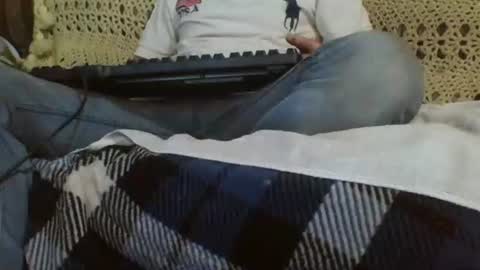 Snapshot of 69sextoyboy69 chatting on 12/31/24, 12:46 69sextoyboy69 online show from 12/31/24, 12:46