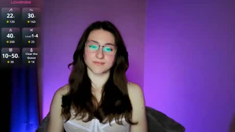 Snapshot of 6babylaila9 chatting on 04/19/26, 07:27 6babylaila9 online show from 04/19/26, 07:27