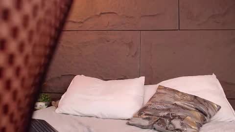 B R I E L A  online show from 10/30/25, 12:12