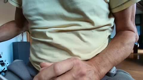 Snapshot of 6fun_cam chatting on 10/26/25, 01:28 Noha online show from 10/26/25, 01:28