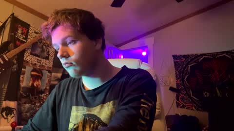 Snapshot of 710lemonade420 chatting on 02/01/25, 06:32 lemonade online show from 02/01/25, 06:32