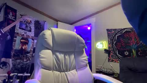 Snapshot of 710lemonade420 chatting on 02/08/25, 03:41 lemonade online show from 02/08/25, 03:41