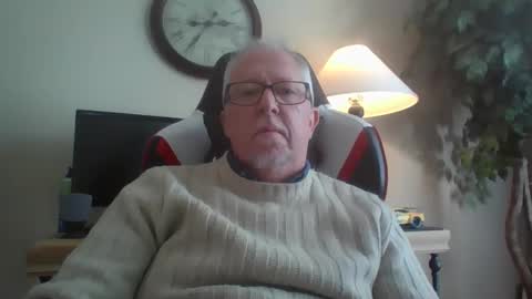 72funguy71 online show from 12/13/24, 07:32