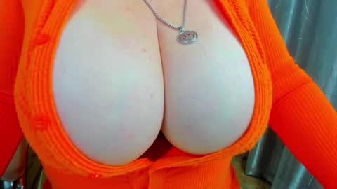 Brendi online show from 11/01/25, 08:27