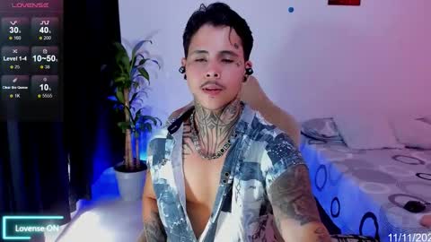 Snapshot of 777_stefantransmen chatting on 11/11/25, 07:47 Stefan online show from 11/11/25, 07:47