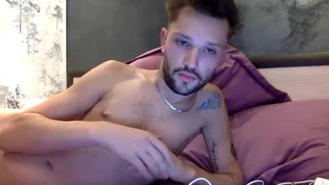 Snapshot of 777kriss chatting on 10/04/25, 07:34 Kriss online show from 10/04/25, 07:34