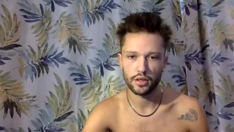 Snapshot of 777kriss chatting on 10/17/25, 12:08 Kriss online show from 10/17/25, 12:08