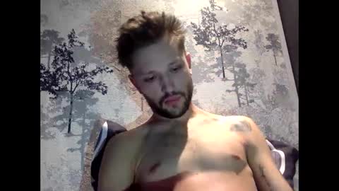 Snapshot of 777kriss chatting on 11/02/25, 07:16 Kriss online show from 11/02/25, 07:16