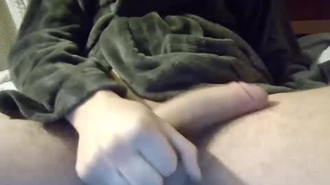 Snapshot of 7axk chatting on 12/27/24, 12:29 7axk online show from 12/27/24, 12:29