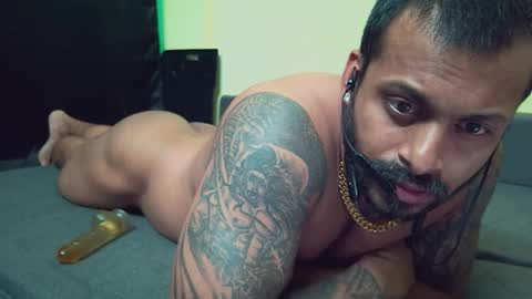 Snapshot of 7inchairyuncutindianhunk chatting on 09/19/25, 09:48 Ayush online show from 09/19/25, 09:48