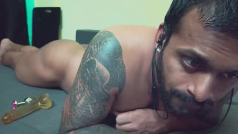 Snapshot of 7inchairyuncutindianhunk chatting on 10/13/25, 07:58 Ayush online show from 10/13/25, 07:58