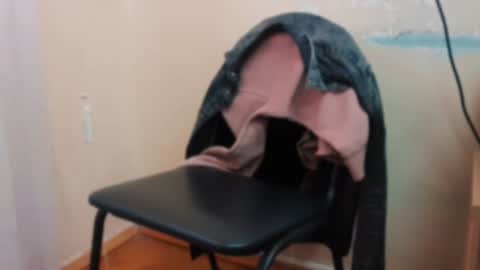 Snapshot of 7znkbob chatting on 12/11/24, 09:19 bob big head online show from 12/11/24, 09:19