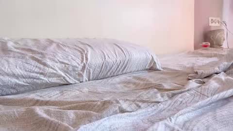 Snapshot of 7znkbob chatting on 10/24/25, 08:11 bob big head online show from 10/24/25, 08:11