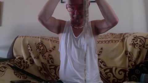 Snapshot of 808dred chatting on 03/09/26, 12:03 808dred online show from 03/09/26, 12:03