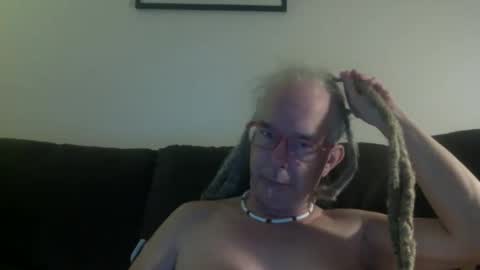 Snapshot of 808dred chatting on 03/16/26, 09:24 808dred online show from 03/16/26, 09:24