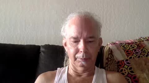 Snapshot of 808dred chatting on 07/07/26, 08:24 808dred online show from 07/07/26, 08:24