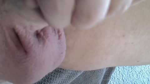 Snapshot of 81_harterschwanz chatting on 01/06/25, 09:19 Maximilian Max online show from 01/06/25, 09:19