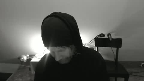 86oob_a_keep online show from 12/17/24, 01:07