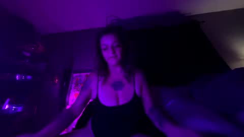 Snapshot of 88heygirlhey88 chatting on 11/01/25, 09:44 That girl online show from 11/01/25, 09:44