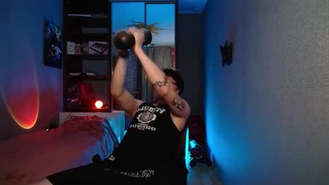 Snapshot of 8_goat chatting on 12/22/25, 03:31 Phillip online show from 12/22/25, 03:31