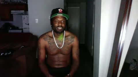 Snapshot of 8double1trouble6 chatting on 10/01/25, 01:44 NoFaceNoCase online show from 10/01/25, 01:44