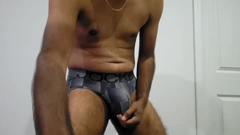 Snapshot of 8inch_desi chatting on 09/15/25, 02:11 8inch_desi online show from 09/15/25, 02:11