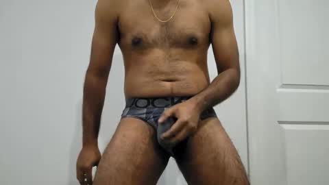 Snapshot of 8inch_desi chatting on 03/01/26, 11:07 8inch_desi online show from 03/01/26, 11:07