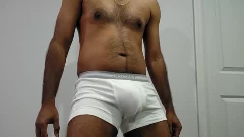 Snapshot of 8inch_desi chatting on 03/22/26, 08:34 8inch_desi online show from 03/22/26, 08:34