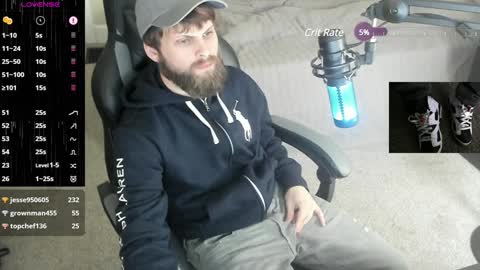 Snapshot of 8inchchaterbater chatting on 01/17/25, 06:12 will online show from 01/17/25, 06:12