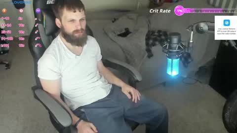 Snapshot of 8inchchaterbater chatting on 12/16/25, 02:11 will online show from 12/16/25, 02:11