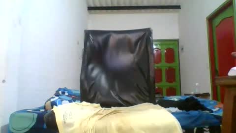 8inchesedge online show from 03/07/26, 07:16