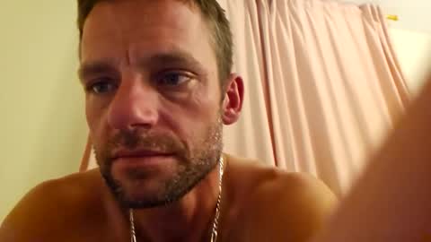 Snapshot of 8inchwhiteboy88 chatting on 04/07/26, 03:40 8inchwhiteboy88 online show from 04/07/26, 03:40